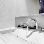 Amsterhome Hotel 3*