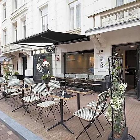 Amsterhome Hotel 3*
