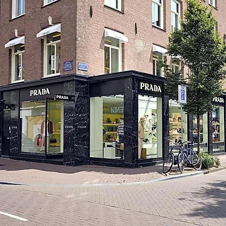 Amsterhome Hotel 3*
