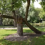 Amsterhome Hotel 3*