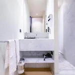 Amsterhome Hotel 3*